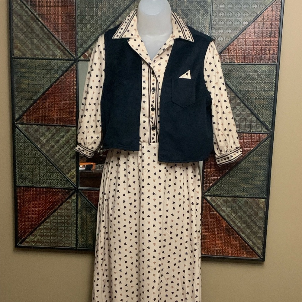 Vintage 70’s midi-dress with matching vest size Medium Hippie couture Geek retro
